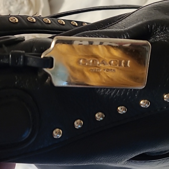 Coach leather hobo studded bag short strap also has long crossbody strap. - Picture 5 of 8